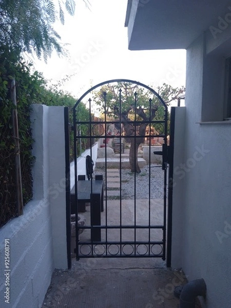 Obraz Construction of New Garden Gate