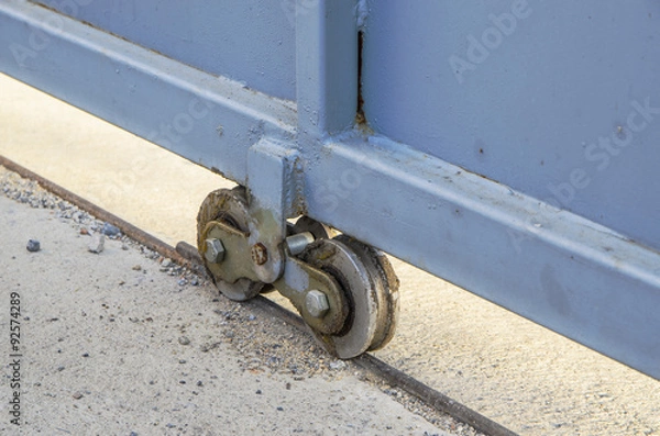 Obraz Wheeled for door