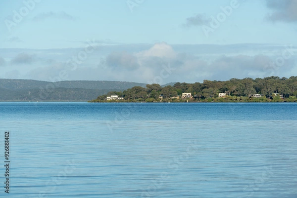 Fototapeta View from Norfolk Beach on Coochiemudlo Island across the water to Macleay Island, with Stradbroke Island in the distance. Queensland, Australia 