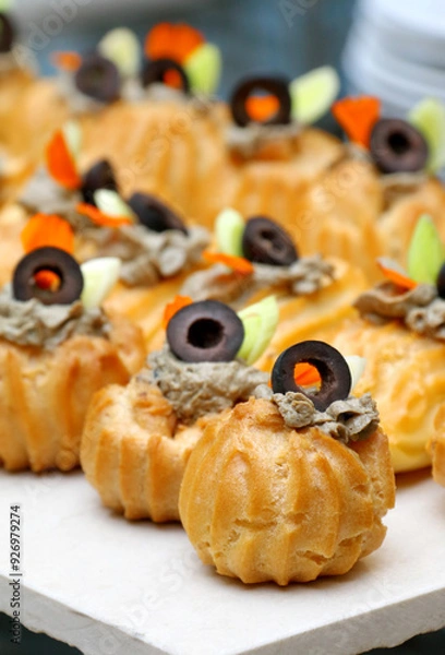 Obraz  Duck liver in eclair