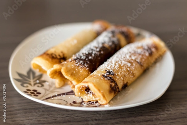 Obraz Eierpfannkuchen mit Puderzucker