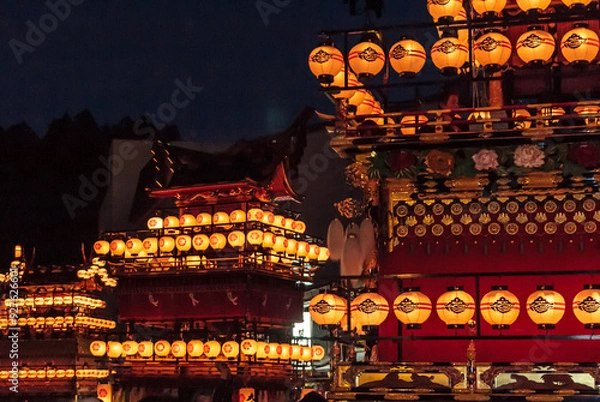 Obraz 秋の高山祭り　宵祭り　飛騨高山
