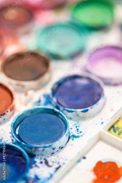 Fototapeta Colourful palette with many circle colours for brushes