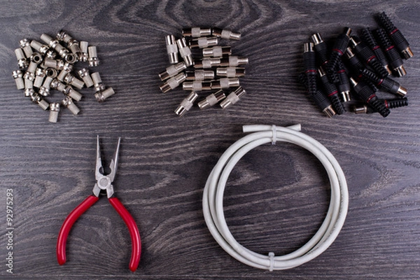 Obraz Antenna plugs and tools