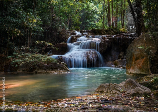 Obraz waterfall in autumn