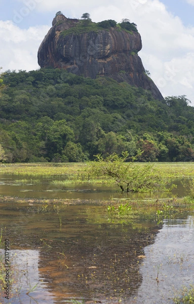 Obraz Вид на гору Сигирию со стороны озера. Шри-Ланка
