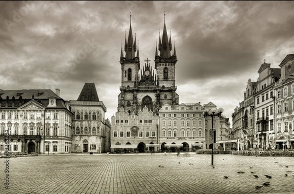 Fototapeta The Old Market Square and Church of Our Lady before Tyn in Prague