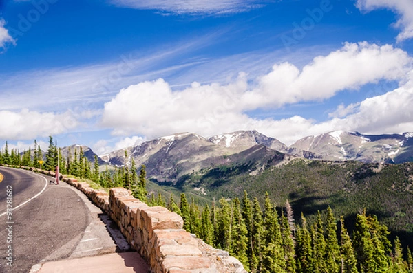 Fototapeta landscape from the rainbow curve on the trail ridge road, colorado during summer