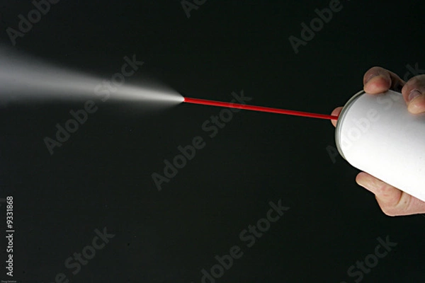 Obraz Sprayflasche mit Sprühwolke