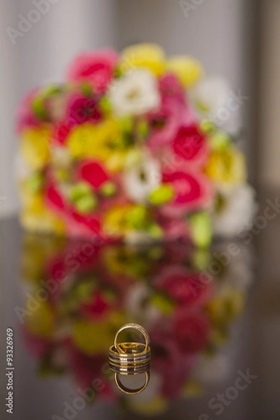 Obraz Букет невесты, кольца молодожёнов.