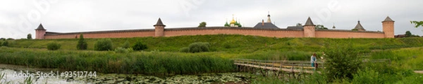 Fototapeta Панорама моста через речку Каменка и Спасо-Евфимиева монастыря в городе Суздаль. Россия.