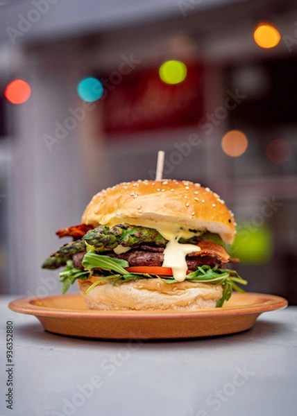 Fototapeta Spargel Burger mit Bacon 02