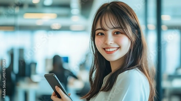 Obraz スマホを持つビジネスウーマン06