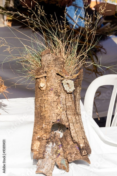 Obraz mask made with bark