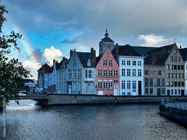 Fototapeta Bruges, the capital of West Flanders in northwest Belgium, is distinguished by its canals, cobbled streets and medieval buildings.