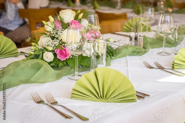 Obraz Tischdekoration mit Blumen