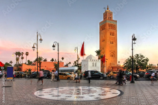 Obraz Minaret of Koutoubia Mosque, Marrakech, Morocco along the Mohamed V Avenue