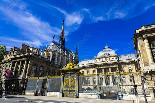 Obraz Sainte Chapelle and Palais de Justice in the Ile de la Cite - Paris, France