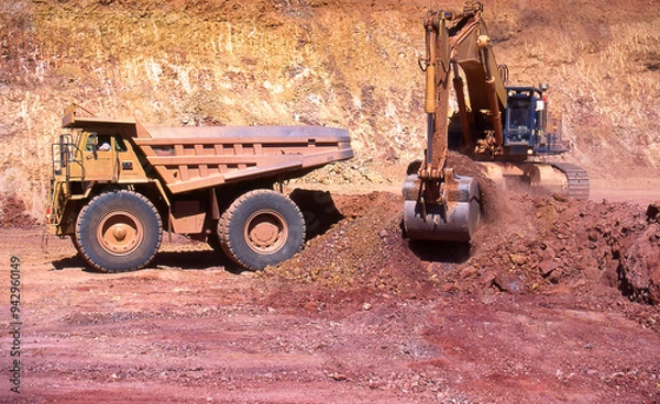 Fototapeta Open cut gold mine pit in the Northern Territory