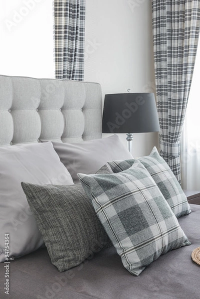Obraz pillows on classic bed with black lamp