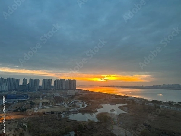 Obraz sunset over the city