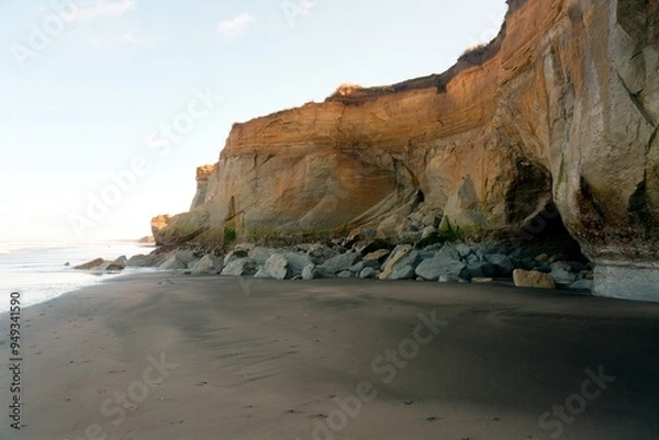 Fototapeta Big Cliffs on the Waverley Beach