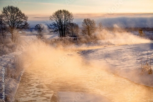 Fototapeta 朝陽にもえる霧