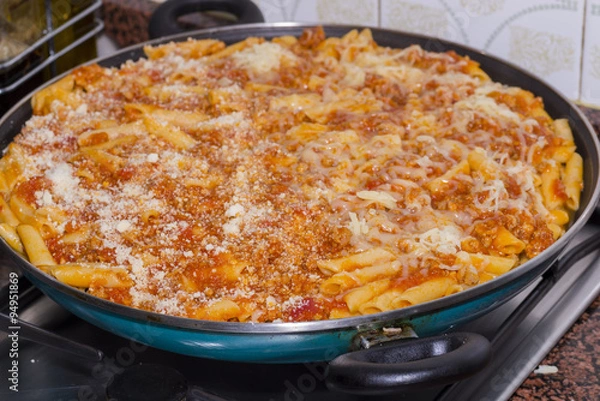 Obraz Macarrones con carne picada.