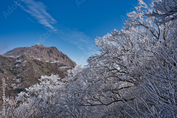 Fototapeta 山, 風景, 樹氷,霧氷,空, 岩, 自然, 山, 雪, 頂点, 旅行, 冬, 木, サマータイム, 雲, 景色, 雲, 公園, 森, 高い, 草, 白雲石, 範囲, 青