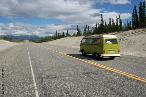 Fototapeta Alaska Highway im Yukon Territory nahe Whitehorse - Kanada