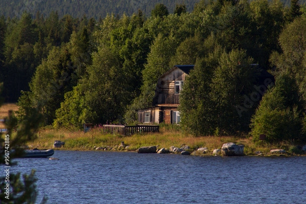 Obraz The coastline of the White Sea, in summer, in July, in the Murmansk region, in the north.Tourism, deserted place of rest