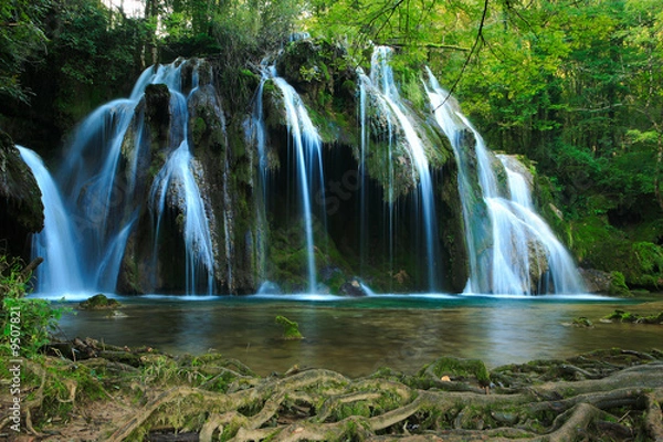 Fototapeta cascade perdue