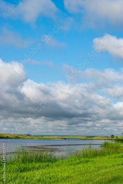 Obraz cloudy sky over lake