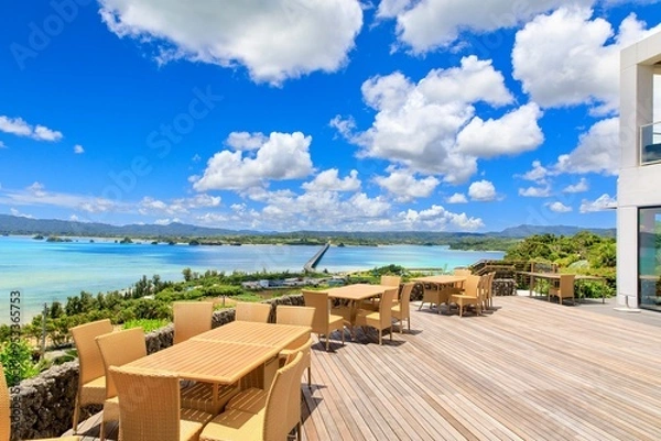 Obraz 古宇利島、古宇利オーシャンタワーから眺める古宇利大橋