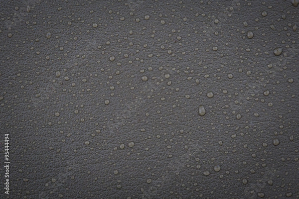 Fototapeta Grauem Leder mit Wassertropfen