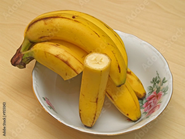 Fototapeta bunch of bananas in a bowl