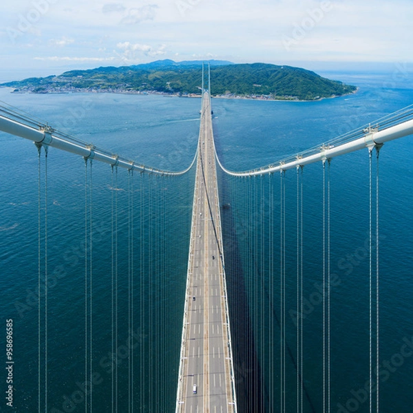 Obraz 明石海峡大橋の橋脚頂上から見る淡路島方面の景色