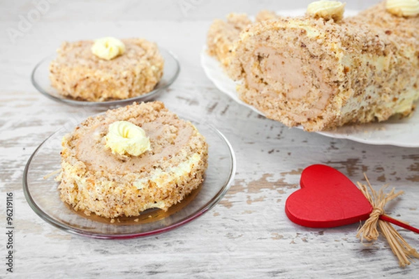 Obraz Chesnut and Walnut Cake