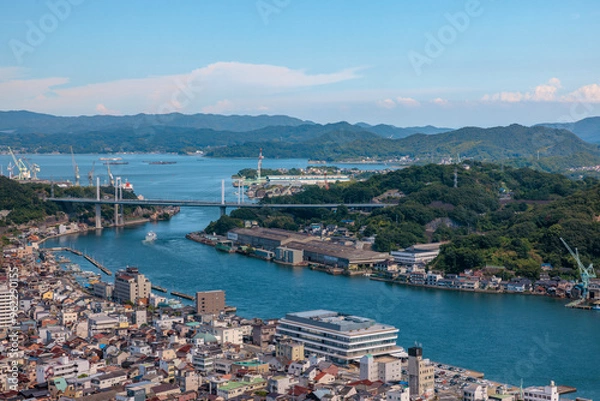 Obraz 千光寺公園からの眺め。尾道水道と尾道の町並み(広島県尾道市)