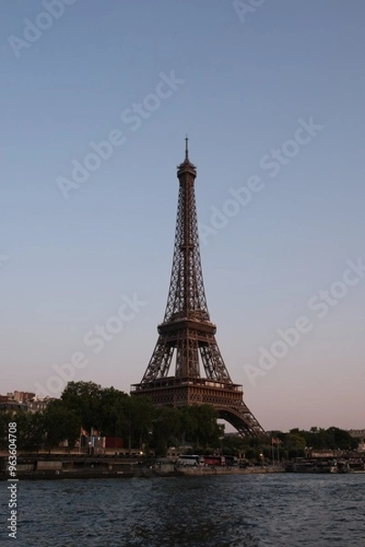 Fototapeta eiffel tower at sunset