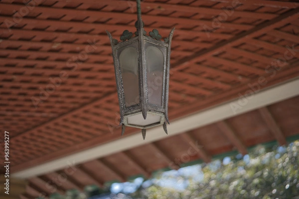 Fototapeta ランプ, ランタン, 光, 壁, 古い, 通り, 建築, 家, アンティーク, 煉瓦, ビンテージ, メタル, もの, シティ, ビル, デコレーション, グラス, レトロ, 点火, 備品, まど, ユーロパ, アーバン, 古代の, タウンズ