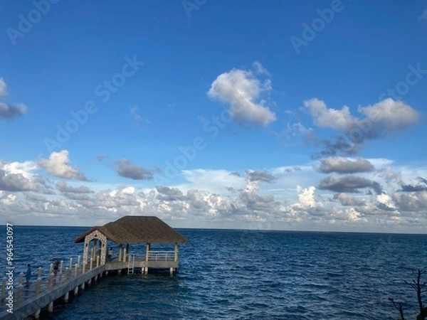 Obraz pier in the sea