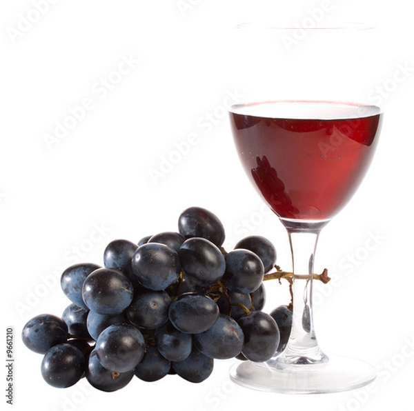 Fototapeta close-up red wine and grapes, isolated on white