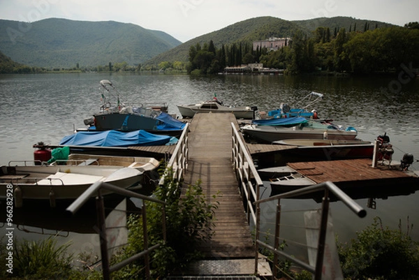 Obraz boats on the lake