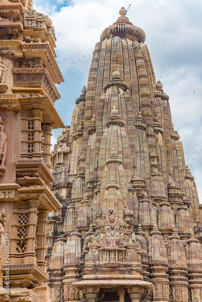 Fototapeta Kandariya Mahadev Temple in khajuraho the group of monuments of hindu and jain temples in chhatarpur district, madhya pradesh, India.Unesco world heritage site.