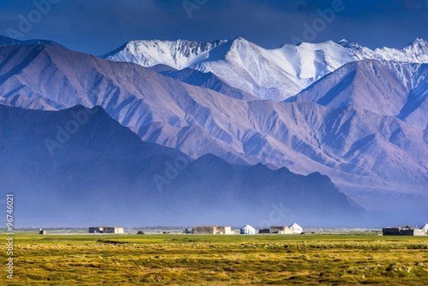 Fototapeta Kamienny fort w Tashkurgan, Tashkurgan to miasto na dalekim zachodzie prowincji Xinjiang w Chinach