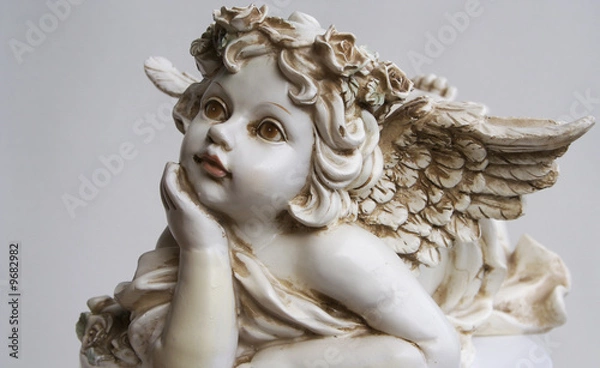 Fototapeta Ein zarter Engel in weiß.