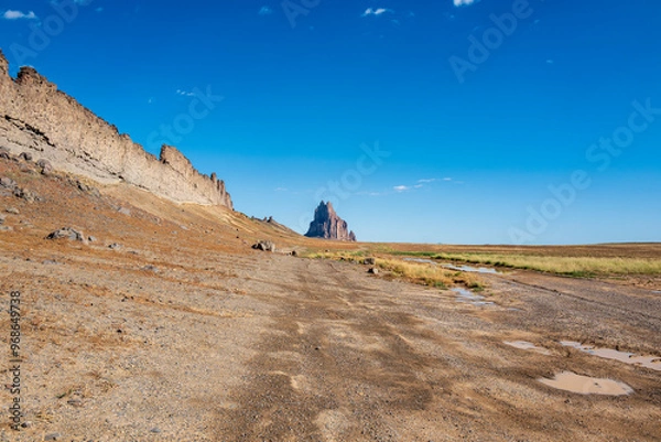 Obraz shiprock mountain, new mexico