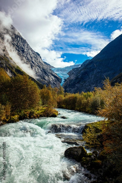 Fototapeta Briksdalsbreen, Briksdalselva