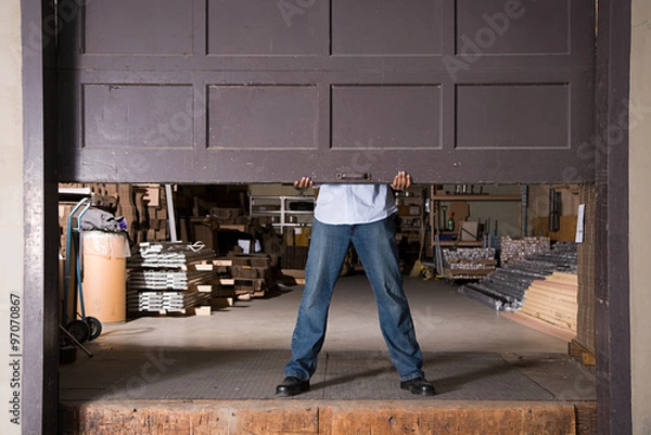 Obraz Opening warehouse door